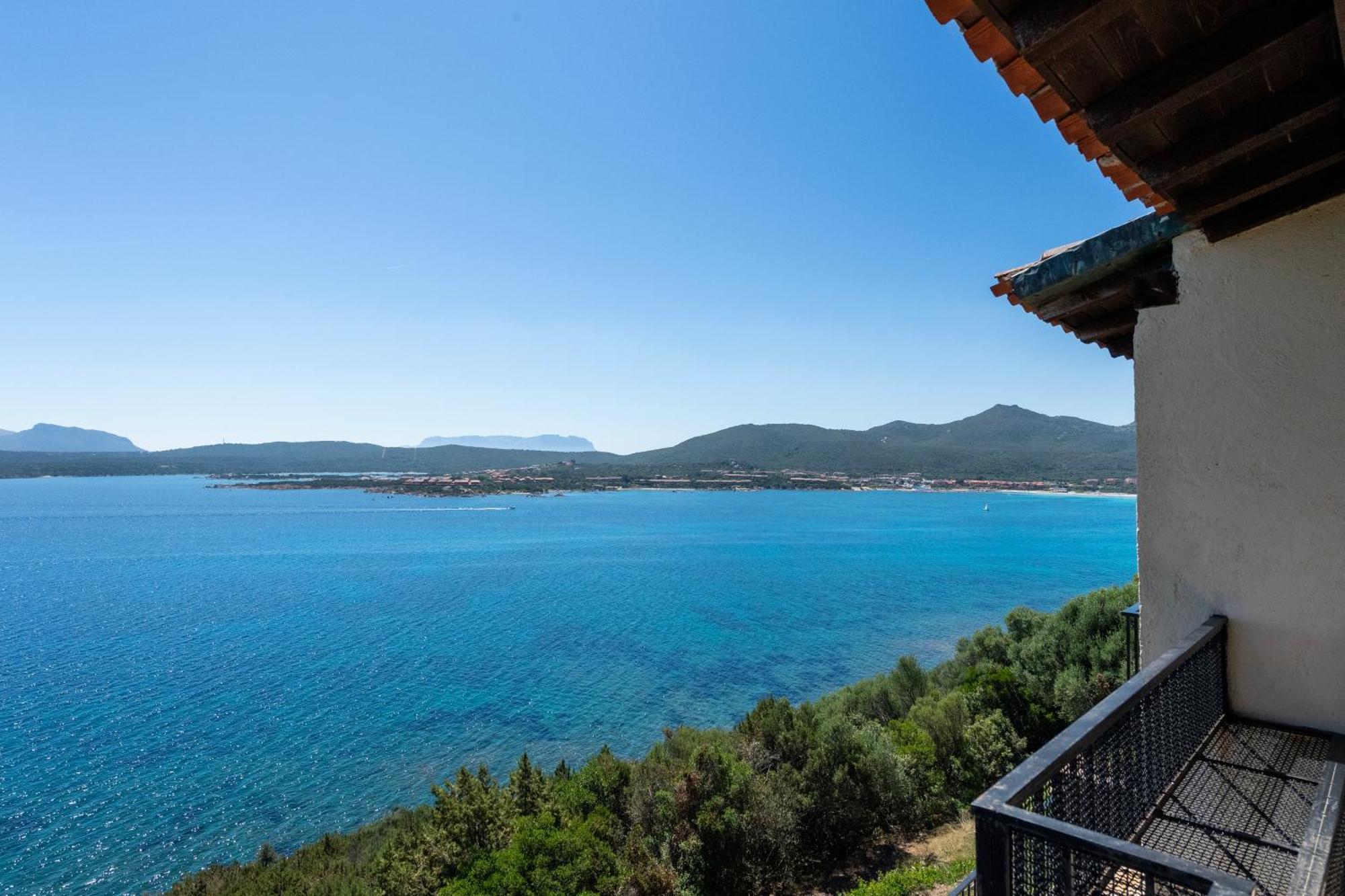 Willa Casa Vacanze Il Cisto - Golfo Di Marinella Porto Rotondo Zewnętrze zdjęcie